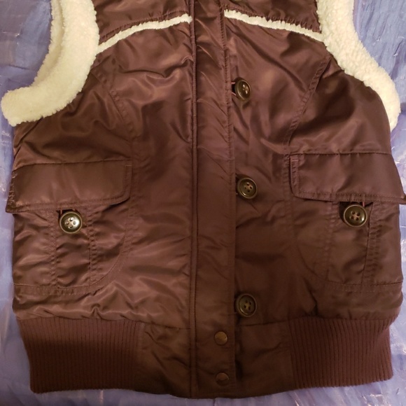 Nori teen brown vest with thick filling brass sna - Picture 5 of 8